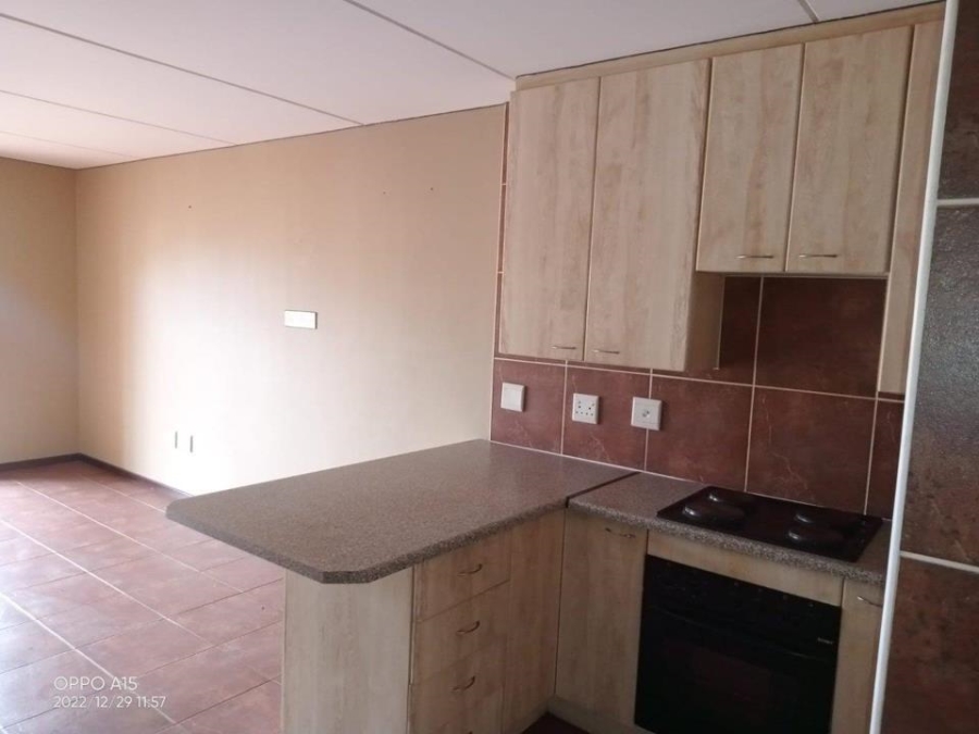 2 Bedroom Property for Sale in Sugar Bush Estate Gauteng