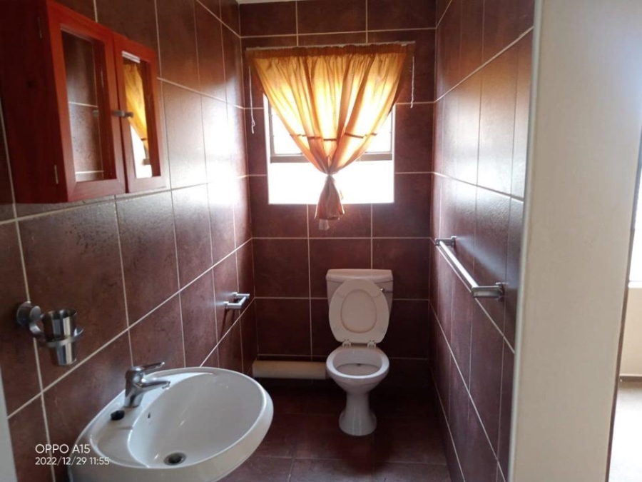 2 Bedroom Property for Sale in Sugar Bush Estate Gauteng