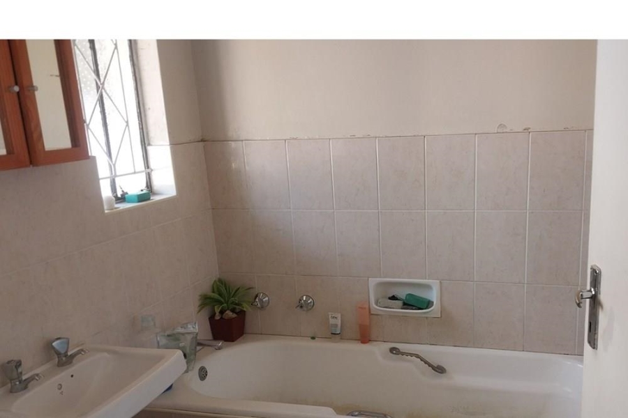 To Let 3 Bedroom Property for Rent in Leondale Gauteng