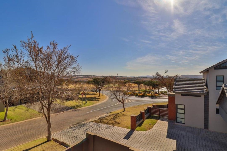 4 Bedroom Property for Sale in Copperleaf Estate Gauteng