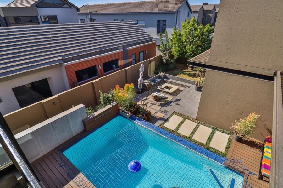 4 Bedroom Property for Sale in Copperleaf Estate Gauteng