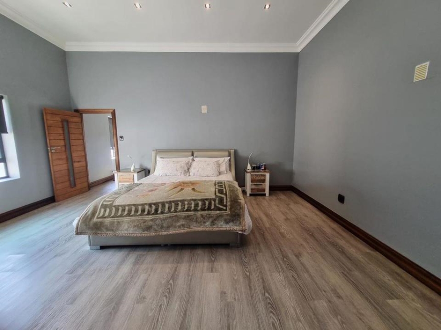 4 Bedroom Property for Sale in Copperleaf Estate Gauteng