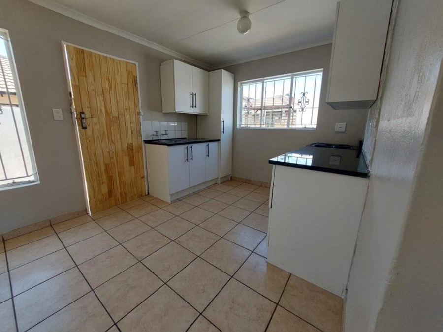 3 Bedroom Property for Sale in Lotus Gardens Gauteng