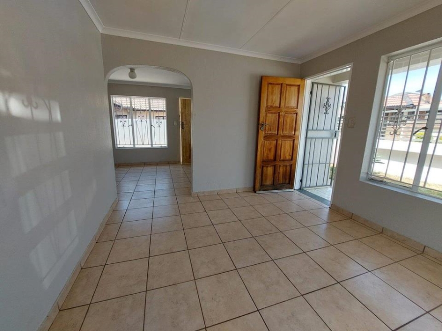 3 Bedroom Property for Sale in Lotus Gardens Gauteng