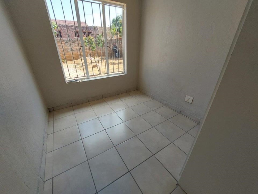 3 Bedroom Property for Sale in Lotus Gardens Gauteng