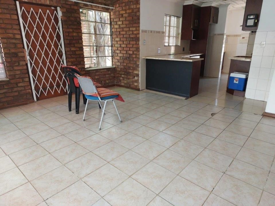 2 Bedroom Property for Sale in Theresa Park Gauteng