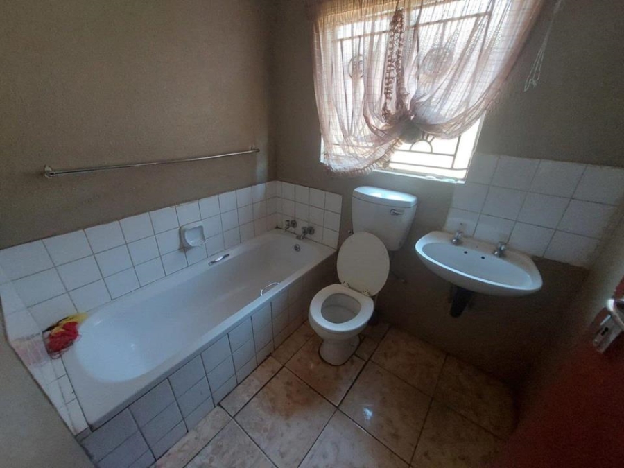 7 Bedroom Property for Sale in Philip Nel Park Gauteng