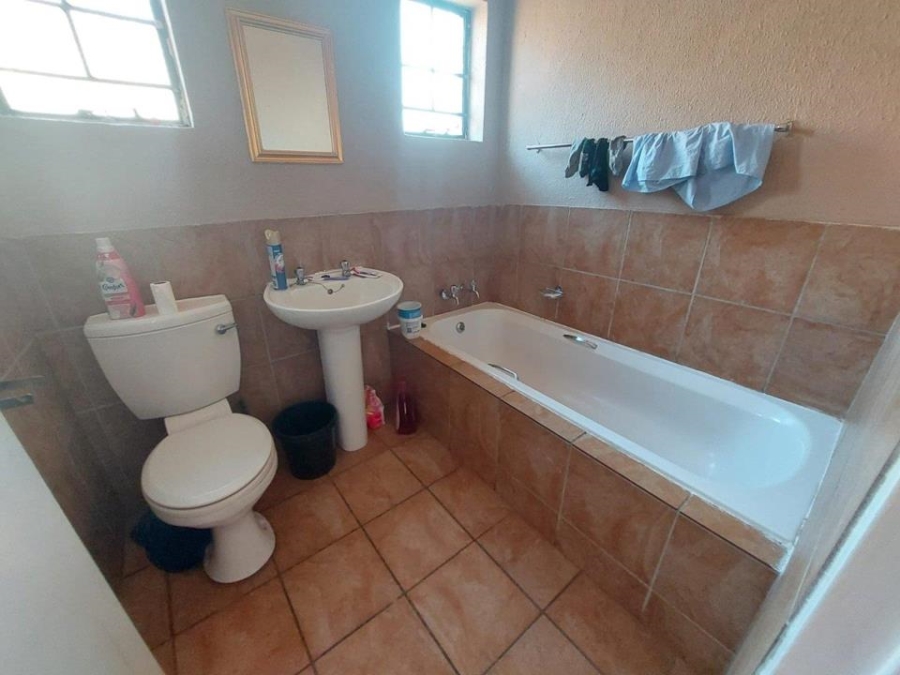 2 Bedroom Property for Sale in Philip Nel Park Gauteng