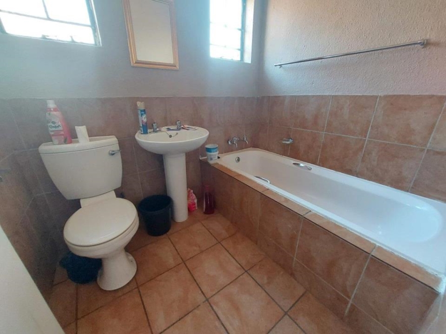 2 Bedroom Property for Sale in Philip Nel Park Gauteng