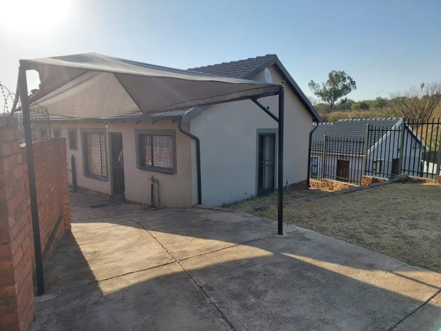 2 Bedroom Property for Sale in Philip Nel Park Gauteng