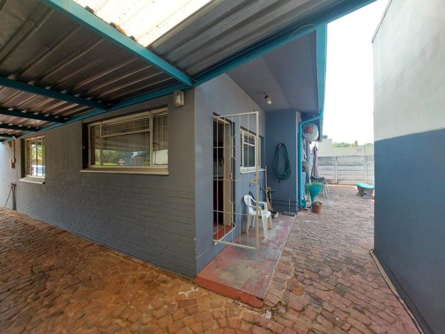 3 Bedroom Property for Sale in Parktown Estate Gauteng