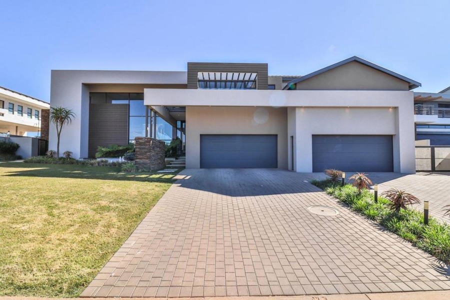 6 Bedroom Property for Sale in Copperleaf Estate Gauteng