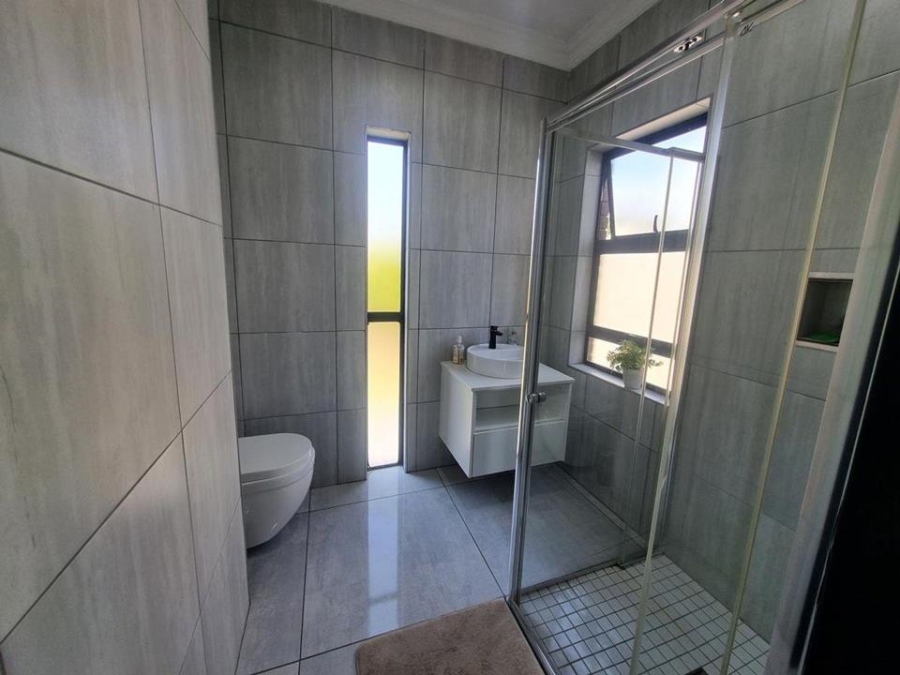 4 Bedroom Property for Sale in Copperleaf Estate Gauteng