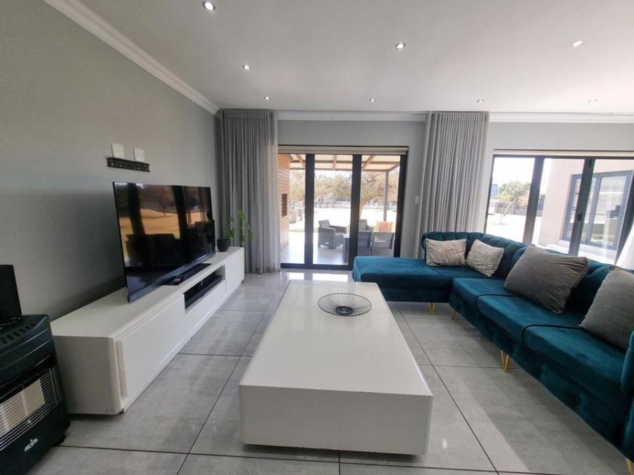 4 Bedroom Property for Sale in Copperleaf Estate Gauteng