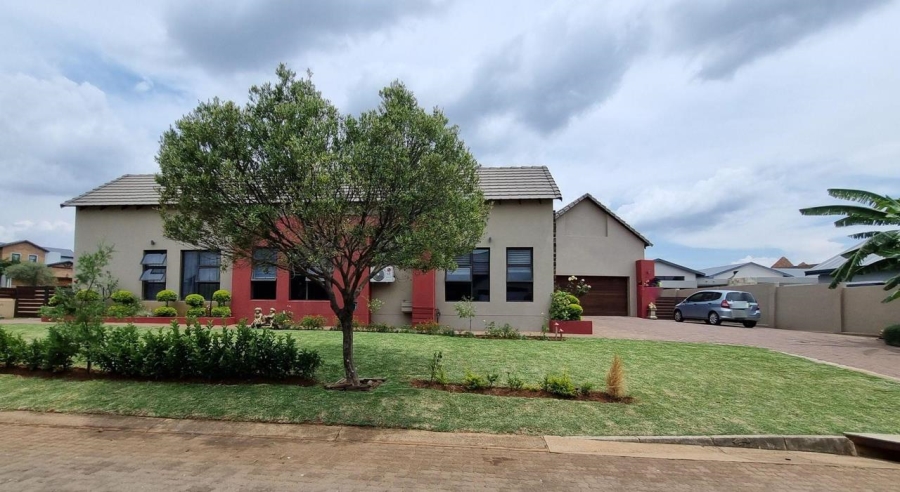 3 Bedroom Property for Sale in Copperleaf Estate Gauteng