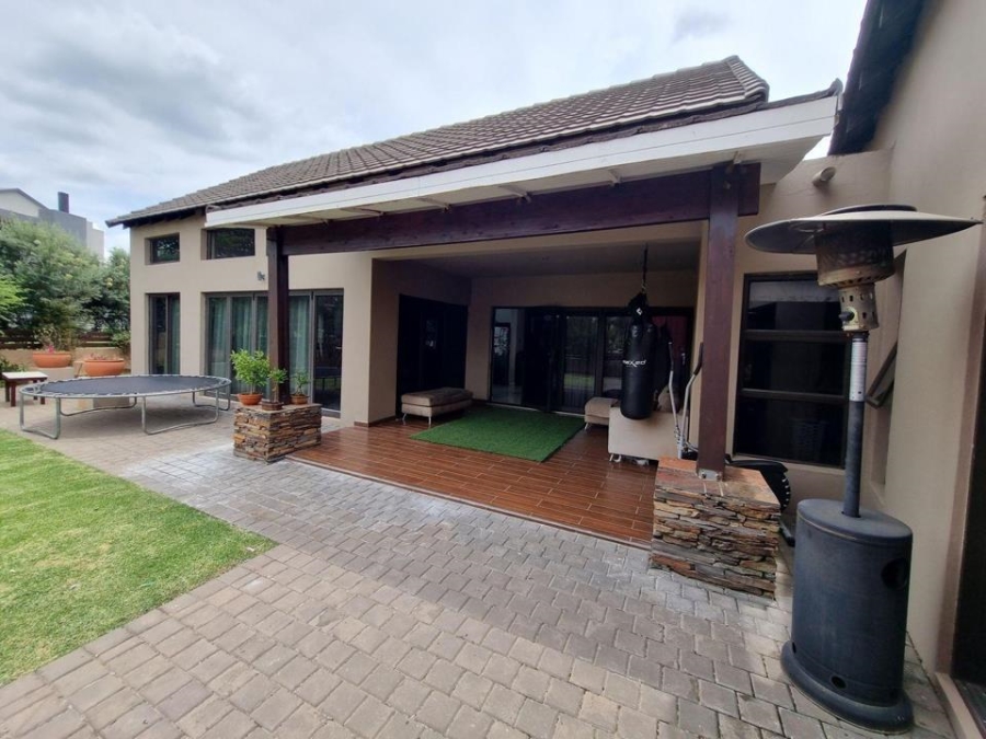 3 Bedroom Property for Sale in Copperleaf Estate Gauteng