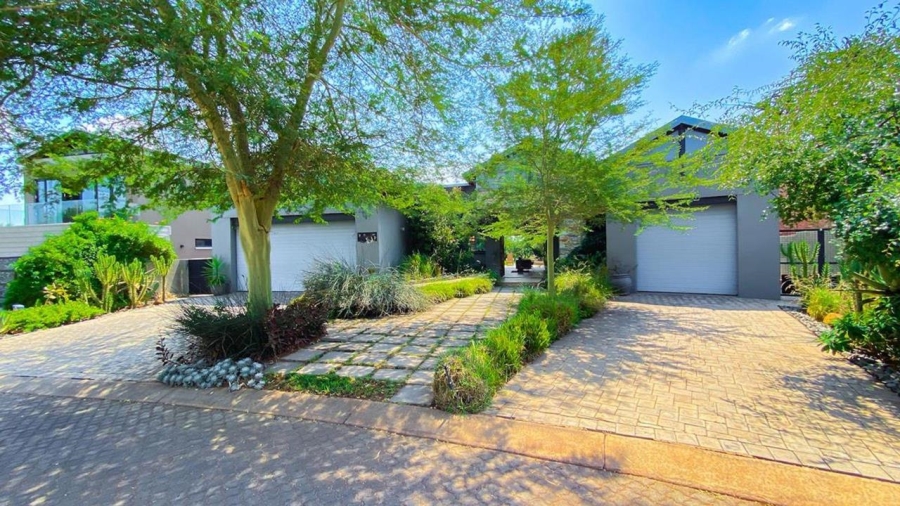 3 Bedroom Property for Sale in Copperleaf Estate Gauteng