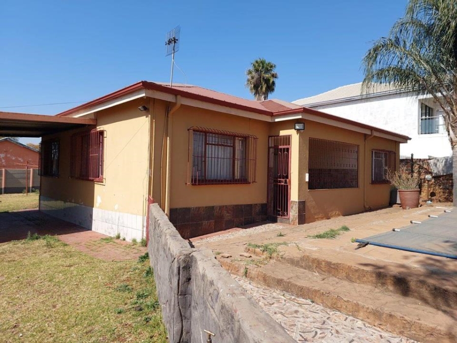 4 Bedroom Property for Sale in West Park Gauteng