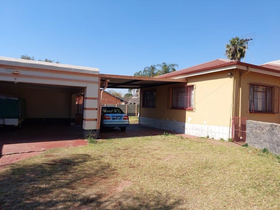 4 Bedroom Property for Sale in West Park Gauteng