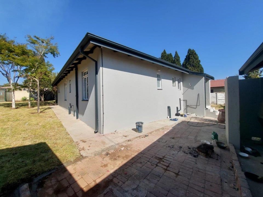 3 Bedroom Property for Sale in Kwaggasrand Gauteng