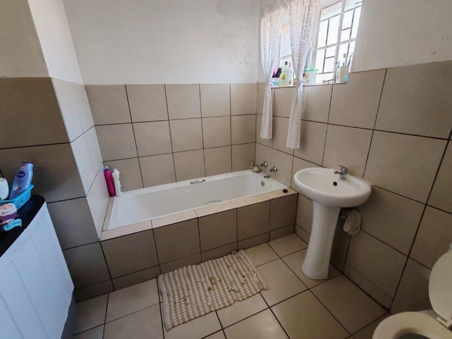 3 Bedroom Property for Sale in Elandspoort Gauteng