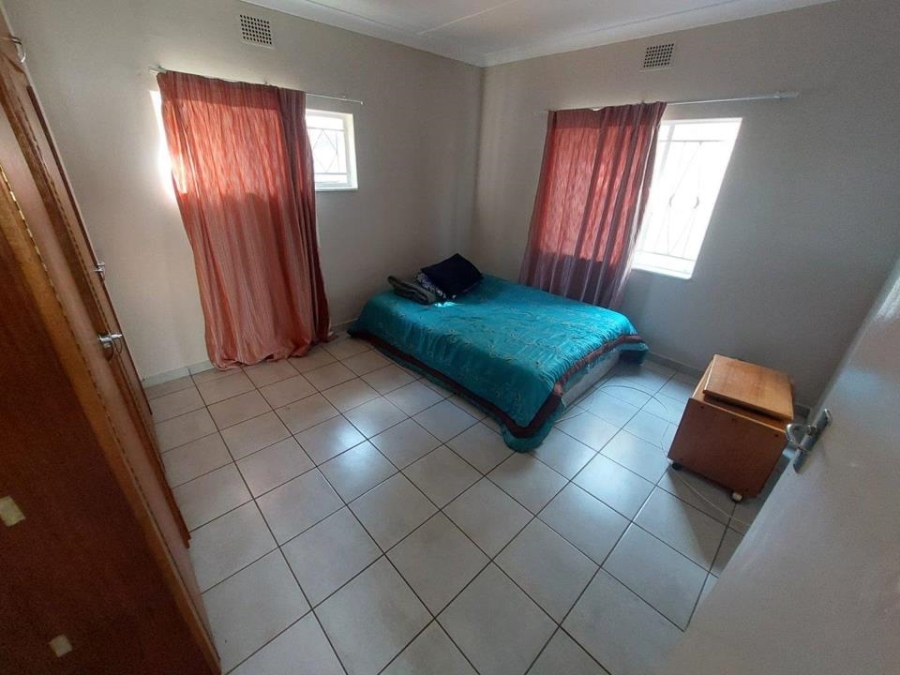 3 Bedroom Property for Sale in Mountain View Gauteng