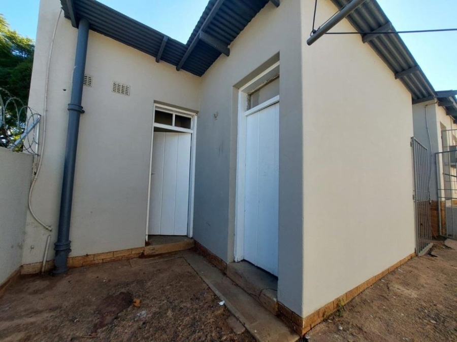 3 Bedroom Property for Sale in Mountain View Gauteng