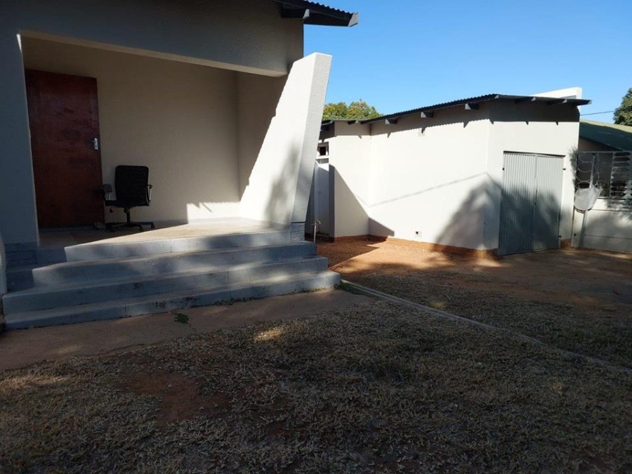 3 Bedroom Property for Sale in Mountain View Gauteng