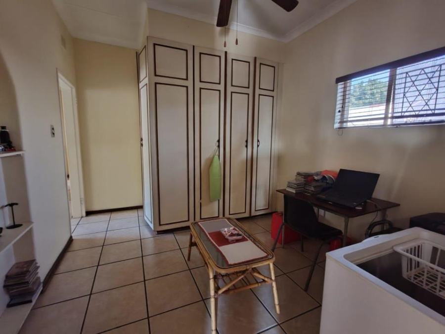 5 Bedroom Property for Sale in Pretoria Gardens Gauteng