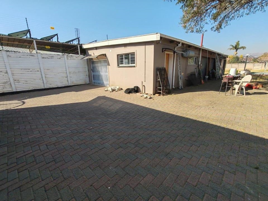 3 Bedroom Property for Sale in Booysens Gauteng