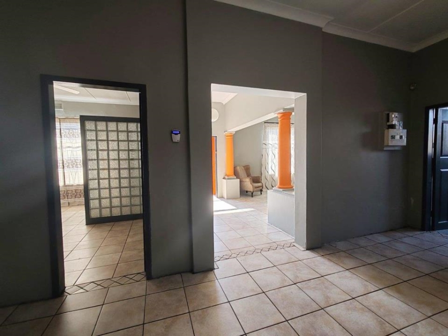 3 Bedroom Property for Sale in Pretoria Gardens Gauteng