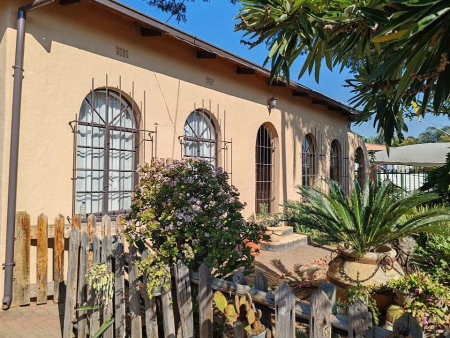 4 Bedroom Property for Sale in Pretoria Gardens Gauteng