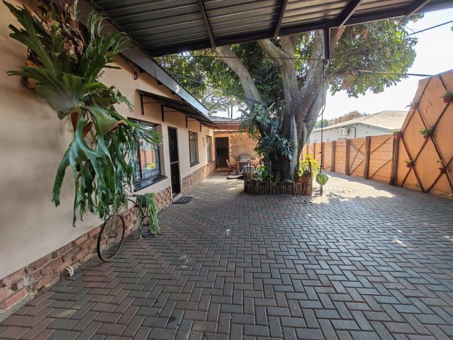 4 Bedroom Property for Sale in Pretoria Gardens Gauteng