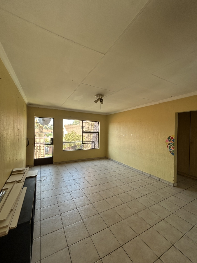 2 Bedroom Property for Sale in Vorna Valley Gauteng