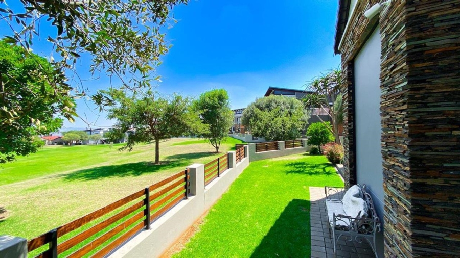 3 Bedroom Property for Sale in Copperleaf Estate Gauteng