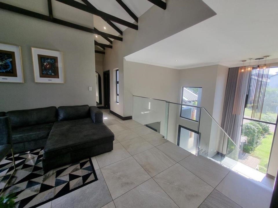 5 Bedroom Property for Sale in Copperleaf Estate Gauteng