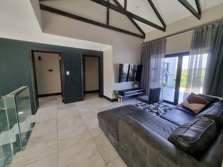 5 Bedroom Property for Sale in Copperleaf Estate Gauteng