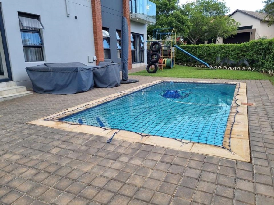 5 Bedroom Property for Sale in Copperleaf Estate Gauteng