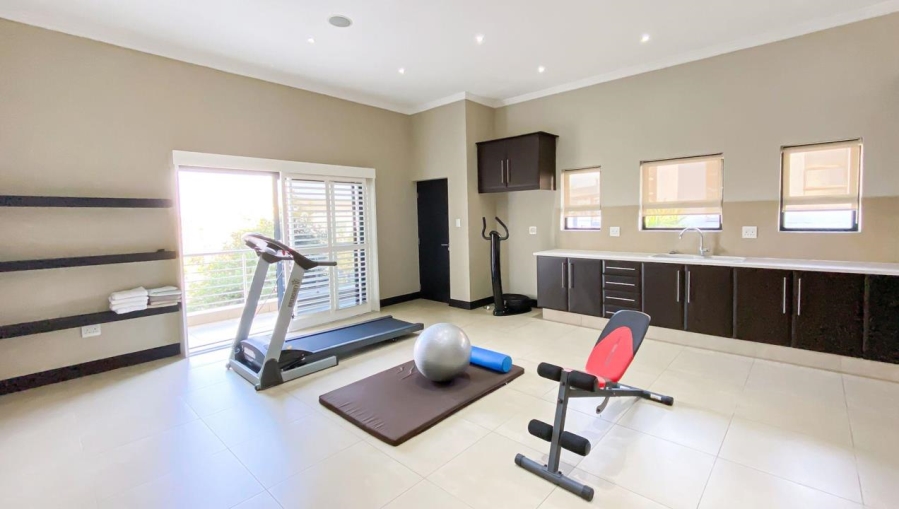 5 Bedroom Property for Sale in Copperleaf Estate Gauteng