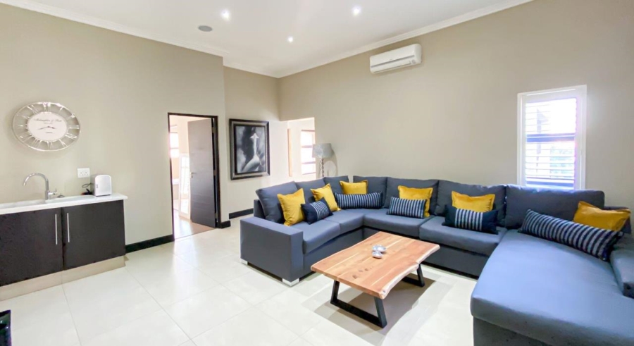 5 Bedroom Property for Sale in Copperleaf Estate Gauteng