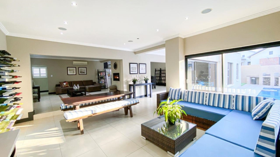 5 Bedroom Property for Sale in Copperleaf Estate Gauteng