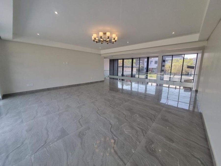 6 Bedroom Property for Sale in Copperleaf Estate Gauteng