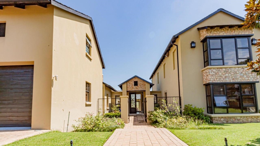 3 Bedroom Property for Sale in Copperleaf Estate Gauteng