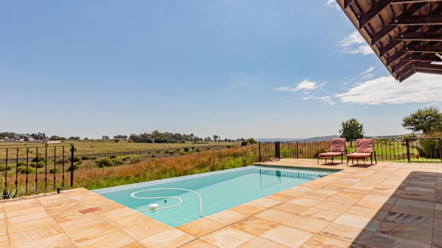 3 Bedroom Property for Sale in Copperleaf Estate Gauteng