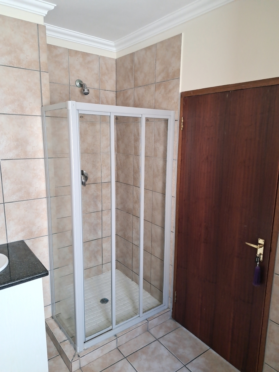 1 Bedroom Property for Sale in Carlswald North Estate Gauteng