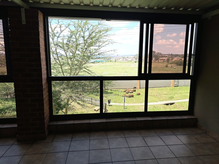 1 Bedroom Property for Sale in Carlswald North Estate Gauteng