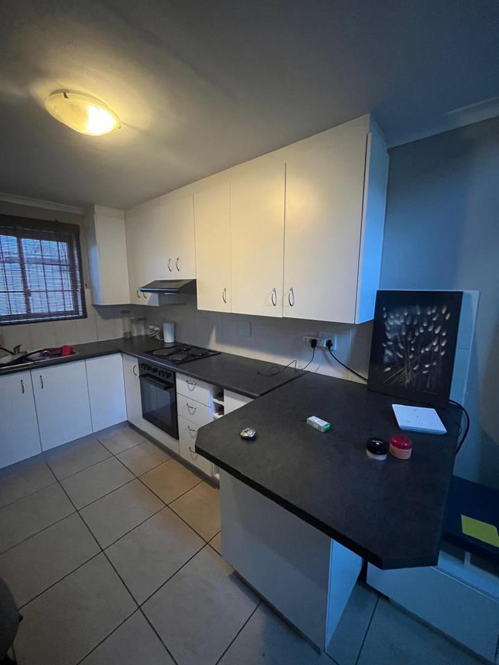 To Let 1 Bedroom Property for Rent in Brooklyn Gauteng