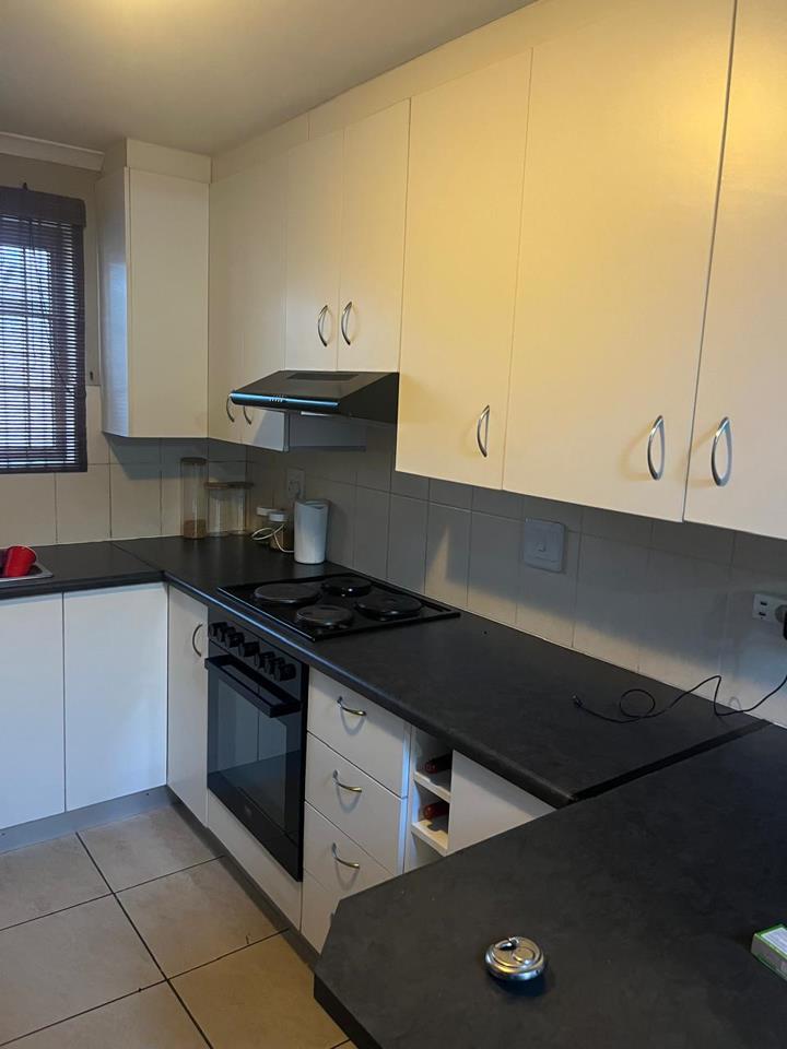 To Let 1 Bedroom Property for Rent in Brooklyn Gauteng