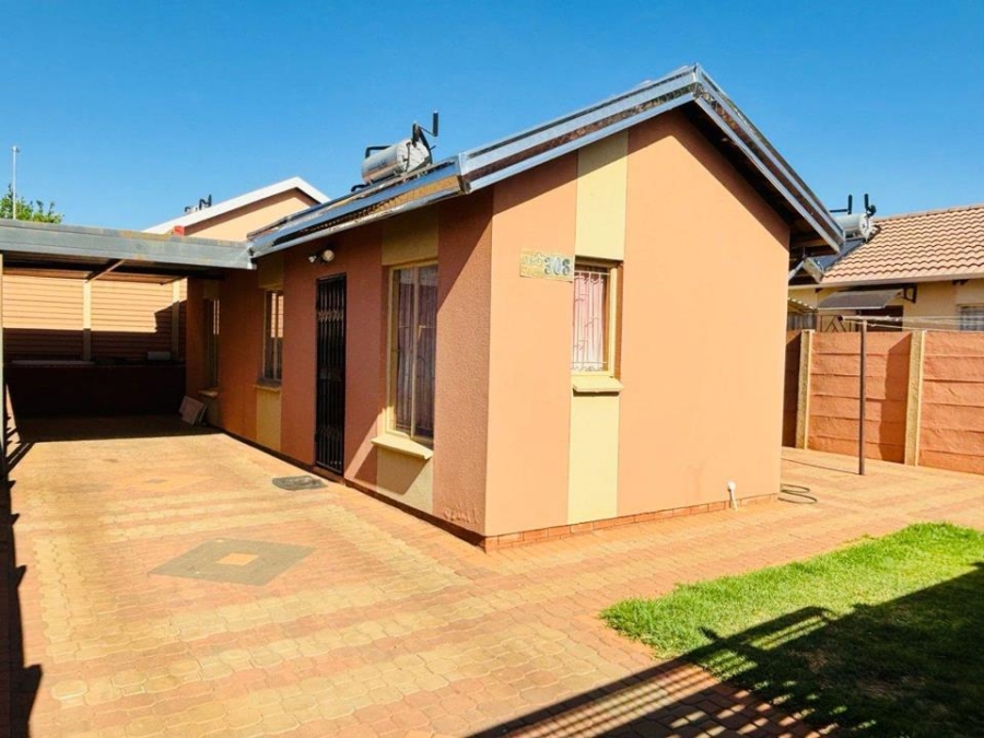 3 Bedroom Property for Sale in Sky City Gauteng