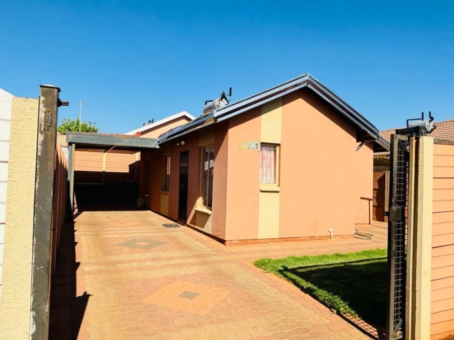 3 Bedroom Property for Sale in Sky City Gauteng